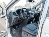 Get ready to explore new places in high-quality comfort with the 2018 Honda Odyssey EXL. Striving to... (image 7)