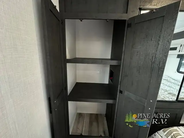 2023 KZ Sportsmen 363FL in Travel Trailers & Campers in Truro - Image 22