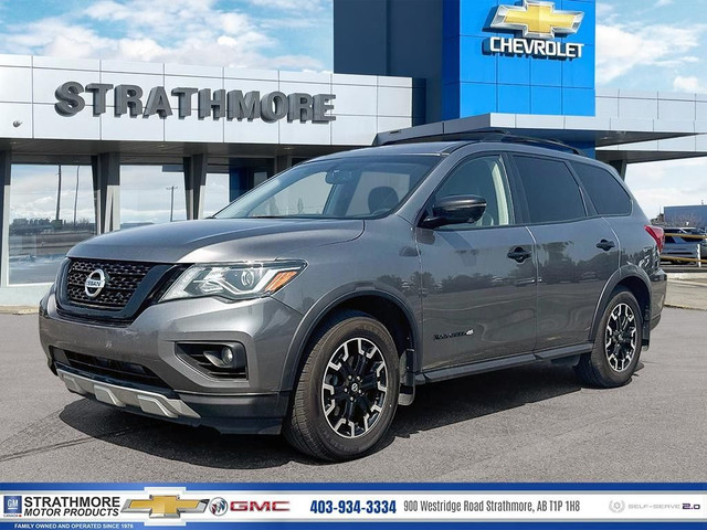 2020 Nissan Pathfinder in Cars & Trucks in Calgary