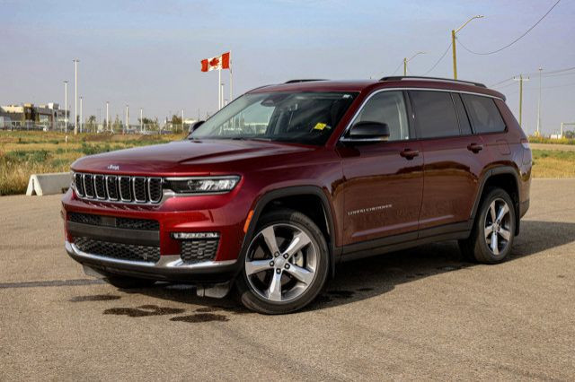 2022 Jeep Grand Cherokee L Limited in Cars & Trucks in Strathcona County