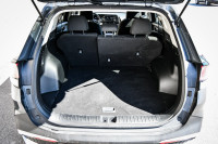 This 2024 Kia Sportage is for sale today. This SUV has 43,798 kms. It's grey in colour . It has a 8... (image 7)