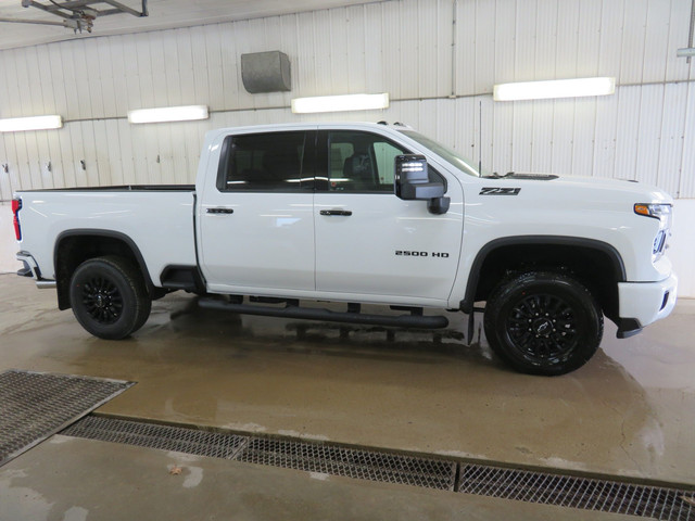 2024 Chevrolet Silverado 2500HD LTZ HD Surround Vision, Adapt... in Cars & Trucks in Brandon - Image 2