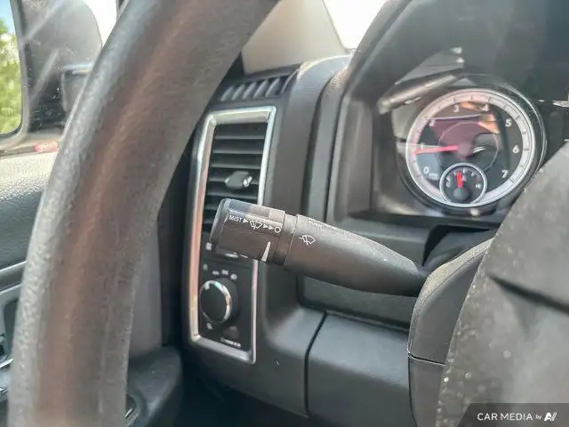 2022 Ram 1500 Classic SLT in Cars & Trucks in Brantford - Image 28