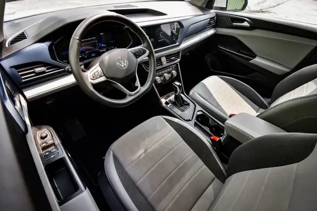 2024 Volkswagen Taos Comfortline • SUNROOF • HEATED SEATS in Cars & Trucks in Ottawa - Image 13