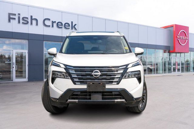2024 Nissan Rogue Platinum | Nissan Executive Demo | No in Cars & Trucks in Calgary - Image 2