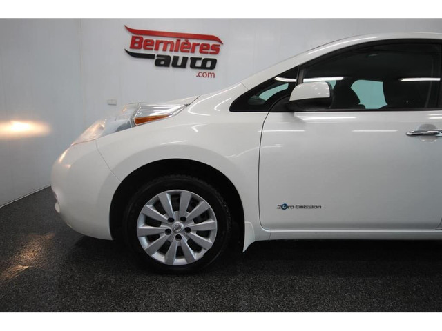 2015 Nissan LEAF SV in Cars & Trucks in Lévis - Image 4