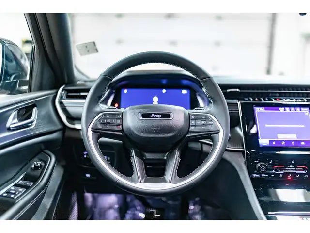 2024 Jeep Grand Cherokee L 4x4 Altitude Leather BCam PSeat in Cars & Trucks in Grande Prairie - Image 15