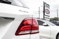 ENJOY 6 MONTHS NO PAYMENT!! MERCEDES-BENZ INSPECTION IS AVAILABLE UPON REQUEST!! CARFAX VERIFIED AVA... (image 6)