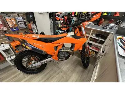 2023 KTM 350 XC-F AVEC RABAIS = 37.02$/semaine (84 mois @ 8.99% + tx) 40.73$/semaine (84 mois @ 8.99...