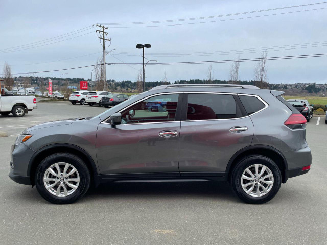  2018 Nissan Rogue SV in Cars & Trucks in Comox / Courtenay / Cumberland - Image 4