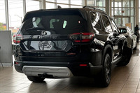 FINANCE OR LEASE PURCHASE PRICE: 51,600 + HST + Finance/Lease Fee + Licensing CASH PRICE: $53,600 +... (image 5)