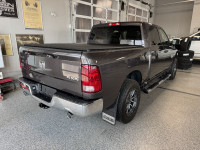 Discover Martin Chrysler, a family-owned gem since 44! With unbeatable service & deals, we're your g... (image 8)