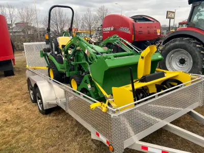 2023 JOHN DEERE 1025R TRACTOR PACKAGE WITH SNOWBLOWER STOCK #AC005 23.9 HP ENGINE 18.2 HP PTO 2 SPEE...