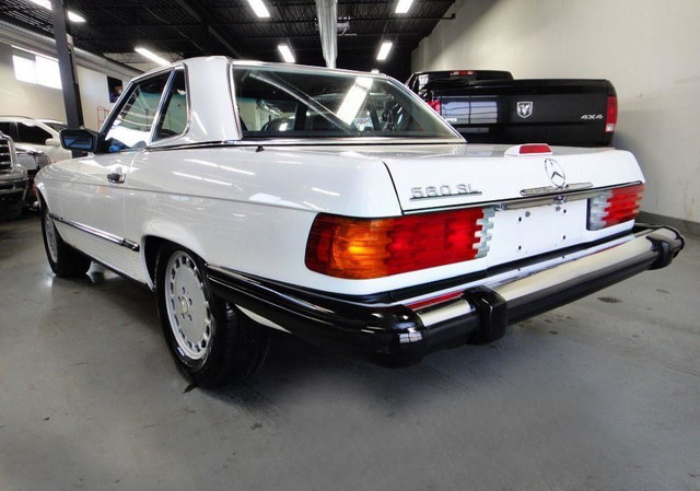 1988 Mercedes-Benz SL-Class SL 560. LOW KM, RUST FREE, MUST SEE in Cars & Trucks in City of Toronto - Image 4