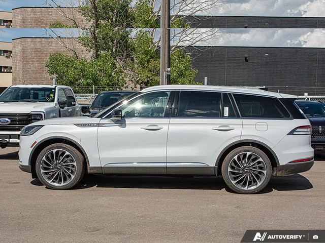 2025 Lincoln Aviator Reserve in Cars & Trucks in Edmonton - Image 3