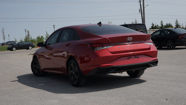 2021 Hyundai Elantra Preferred | One Owner! | Heated Steering in Cars & Trucks in Guelph - Image 4