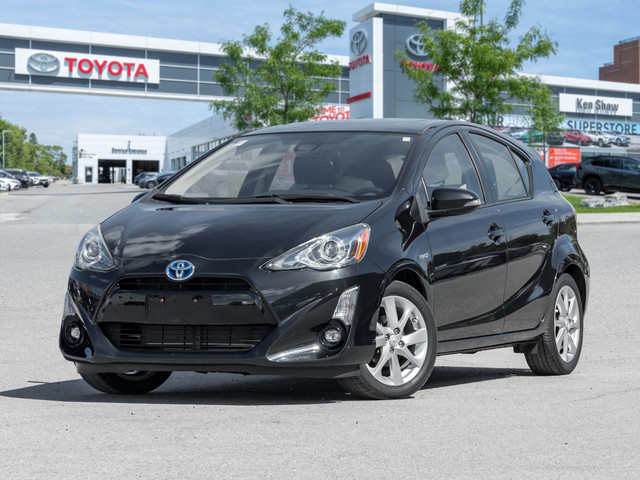 2016 Toyota Prius c Technology NAVIGATION / LEATHER / SUNROOF... in Cars & Trucks in City of Toronto