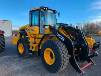 2022 JCB 437 WHEEL LOADER