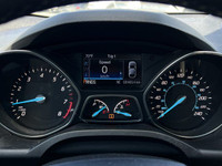 No Accidents - Keyless Ignition - Remote Start - Backup Camera - Heated Front Seats The 2016 Ford Es... (image 4)