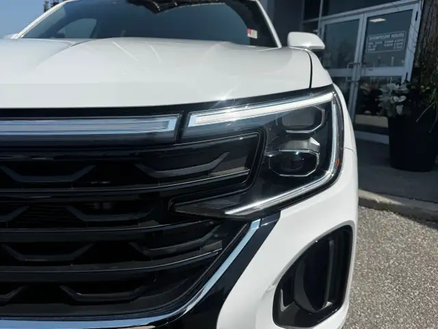2024 Volkswagen Atlas Cross Sport 2.0 TSI Comfortline in Cars & Trucks in Markham / York Region - Image 9