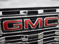 4WD Crew Cab 159 Denali Engine: Turbocharged Diesel V8 6.6L/ Safety Equipment StabiliTrak, stability... (image 9)
