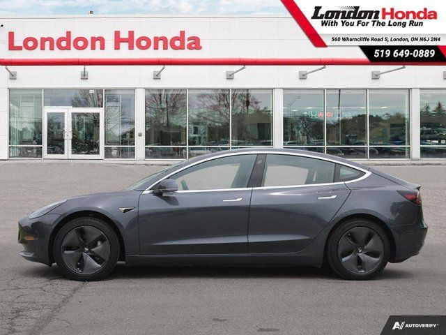 2018 Tesla Model 3 3 | Full Self Driving | New Michelin Tires in Cars & Trucks in London - Image 2
