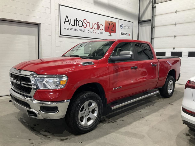 RAM 1500 Tradesman cabine d'équipe 4x4 caisse de 6 pi 4 po 2019  in Cars & Trucks in Laval / North Shore