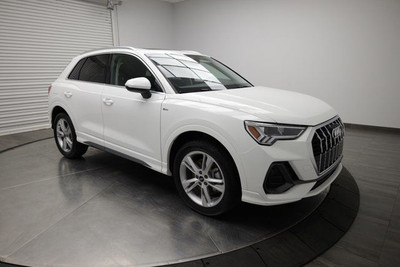 2021 Audi Q3 Progressiv S-Line!