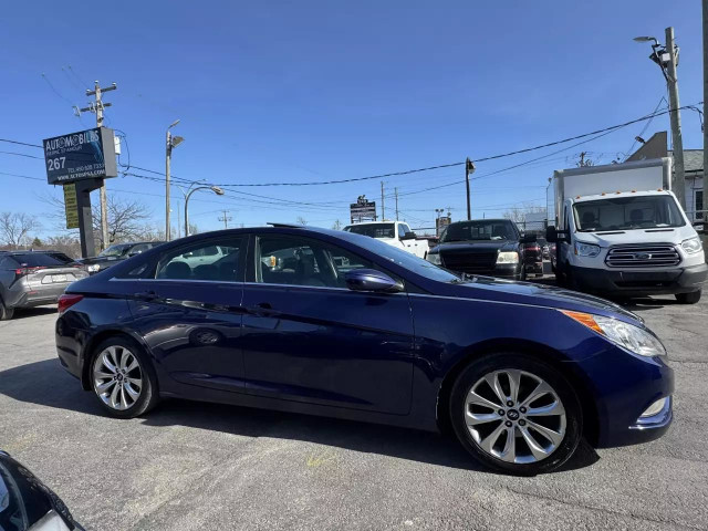 2013 HYUNDAI Sonata Limited in Cars & Trucks in Laval / North Shore - Image 4