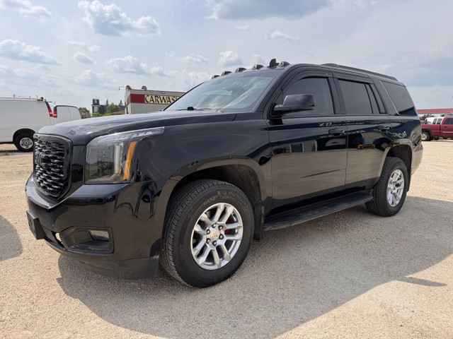 2018 GMC Yukon SLT 7 Passenger 4WD *LOADED!* in Cars & Trucks in Winnipeg
