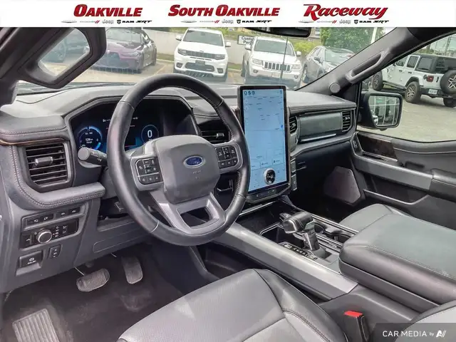 2023 Ford F-150 Lightning LARIAT CREW | CLEAN CARFAX | ELECTRIC  in Cars & Trucks in Oakville / Halton Region - Image 14