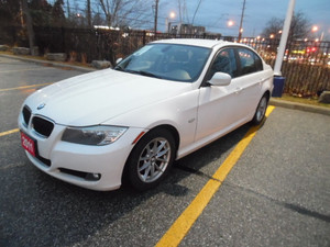 2011 BMW 3 Series 2011 BMW 323i White Beauty on Black Leather CERTIFIED $6850