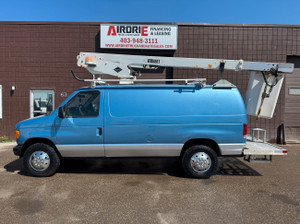 2006 Ford E-350 Bucket Van 29 FT VersaLift