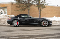 Engine: 8 Cylinder Engine L/100Km City: 15.6 L/100Km Hwy: 10.3 (image 3)