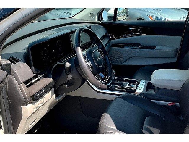 2024 Kia Carnival EX+ in Cars & Trucks in Barrie - Image 2