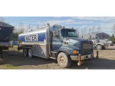 meter reads 530,031kms, 23,912 hours Cat C10, 10 speed, axles 18/40's, air suspension, diff lock, in...