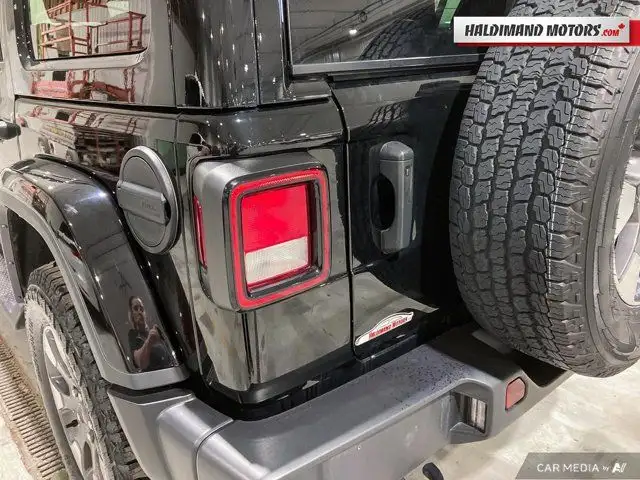 2021 Jeep Wrangler Unlimited Sahara in Cars & Trucks in Hamilton - Image 15