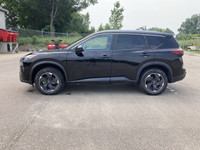 This Nissan Rogue has a dependable Turbo Gas 3cyl 1.5L engine powering this Variable transmission. P... (image 9)