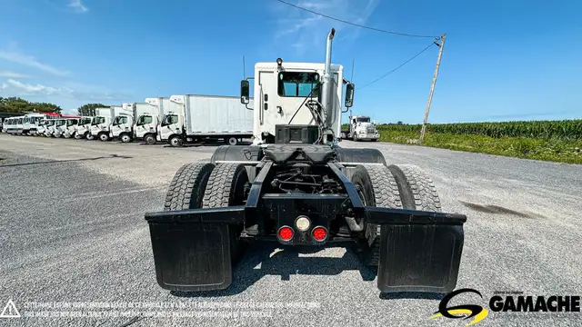2007 FREIGHTLINER CL112 COLUMBIA CAMION DE VILLE in Heavy Trucks in Longueuil / South Shore - Image 16