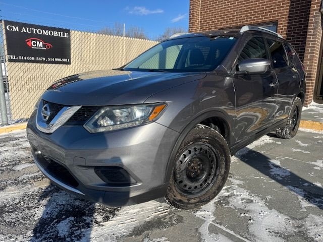 2014 Nissan Rogue in Cars & Trucks in City of Montréal
