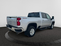 Check out this vehicle's pictures, features, options and specs, and let us know if you have any ques... (image 4)