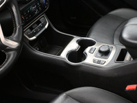 LOADED DENALI! WELL OPTIONED WITH HEATED/VENTED LEATHER, HEATED STEERING WHEEL, HEAD UP DISPLAY, PAN... (image 8)
