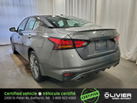 -AWD -Mag Wheels -Power Seats -Leather Seats -Heated Seats -Heated Steering Wheel -Cruise Control -B... (image 4)
