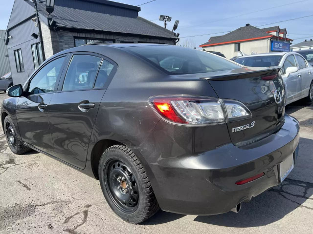 2010 MAZDA MAZDA3 S Grand Touring in Cars & Trucks in Laval / North Shore - Image 4