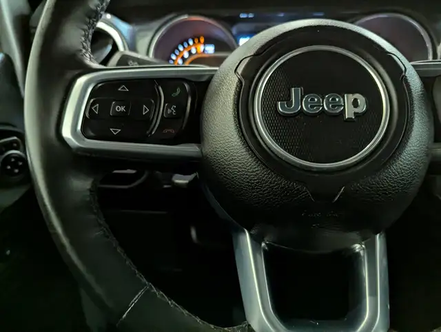 2021 Jeep Wrangler Unlimited Sahara in Cars & Trucks in Calgary - Image 23
