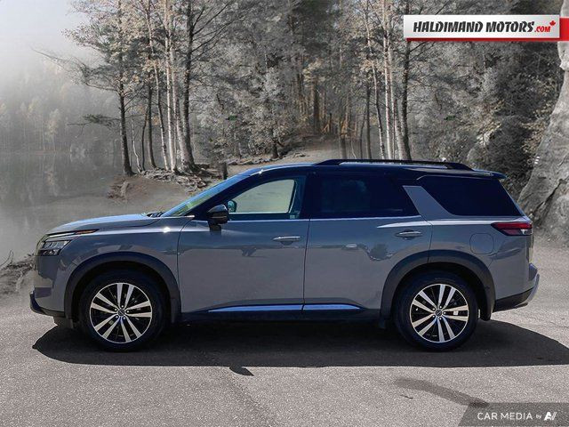 2024 Nissan Pathfinder Platinum in Cars & Trucks in Hamilton - Image 2