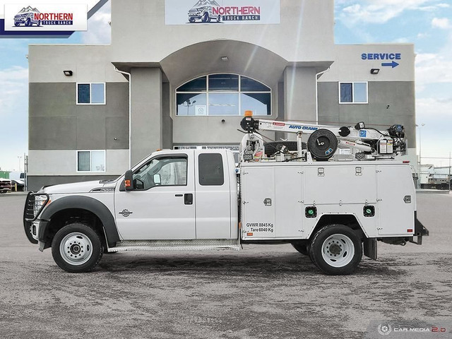 2012 Ford F-550 Chassis XLT SERVICE TRUCK / MECHANICS BOX 4X4... in Cars & Trucks in Edmonton - Image 3