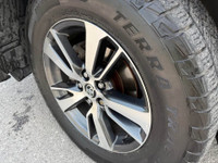 XLE / ALL WHEEL DRIVE! SUPER CLEAN SUV HELLO OTTAWAAAAA! WE FINANCE EVERYONE! No hidden fees—just ta... (image 8)