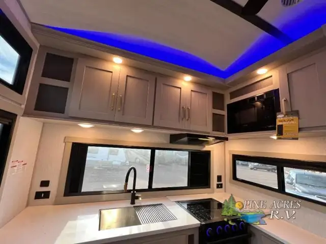 2024 Forest River RV Wildwood Heritage Glen 320VIEW in Travel Trailers & Campers in Moncton - Image 14