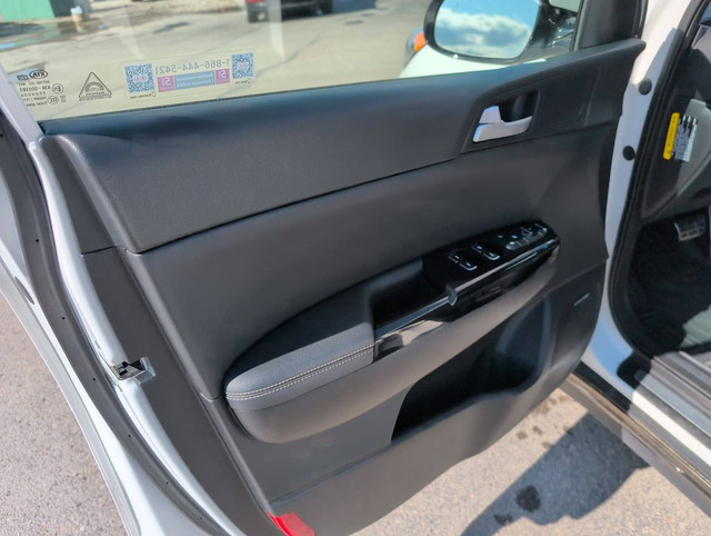 2020 Kia SPORTAGE SX TURBO in Cars & Trucks in Red Deer - Image 3